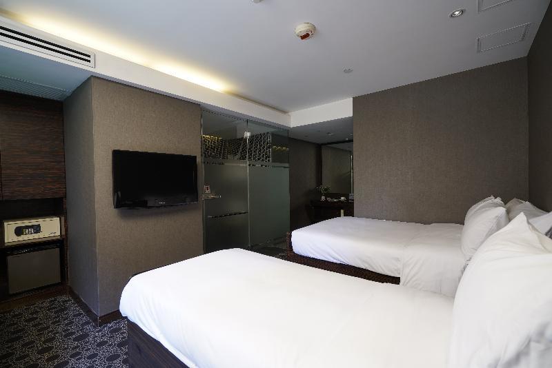 Hotel Bonaparte By Rhombus Hong Kong Exterior photo