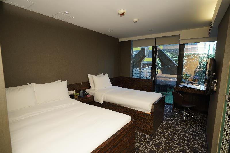 Hotel Bonaparte By Rhombus Hong Kong Exterior photo